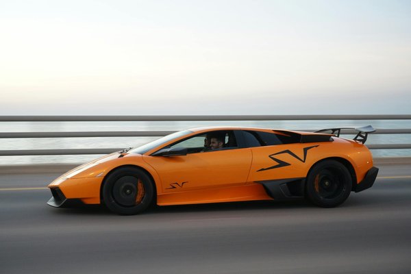 Découvrez les avantages du car wrap pour votre véhicule